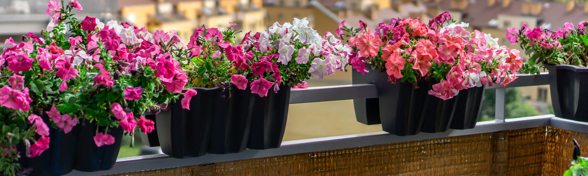 Un balcon et une terrasse tout en couleurs | -30%