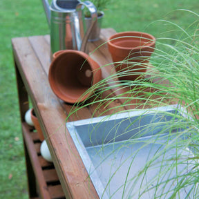  - Table de préparation teintée brun - Matériel de jardin et outils de traitement des déchets