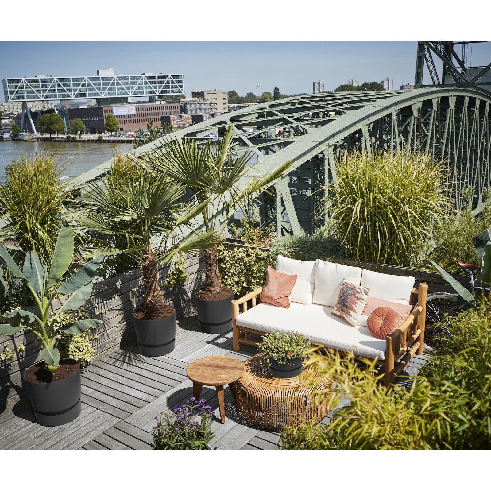 Vente Pot de fleurs Greenville Living noir ELHO - 